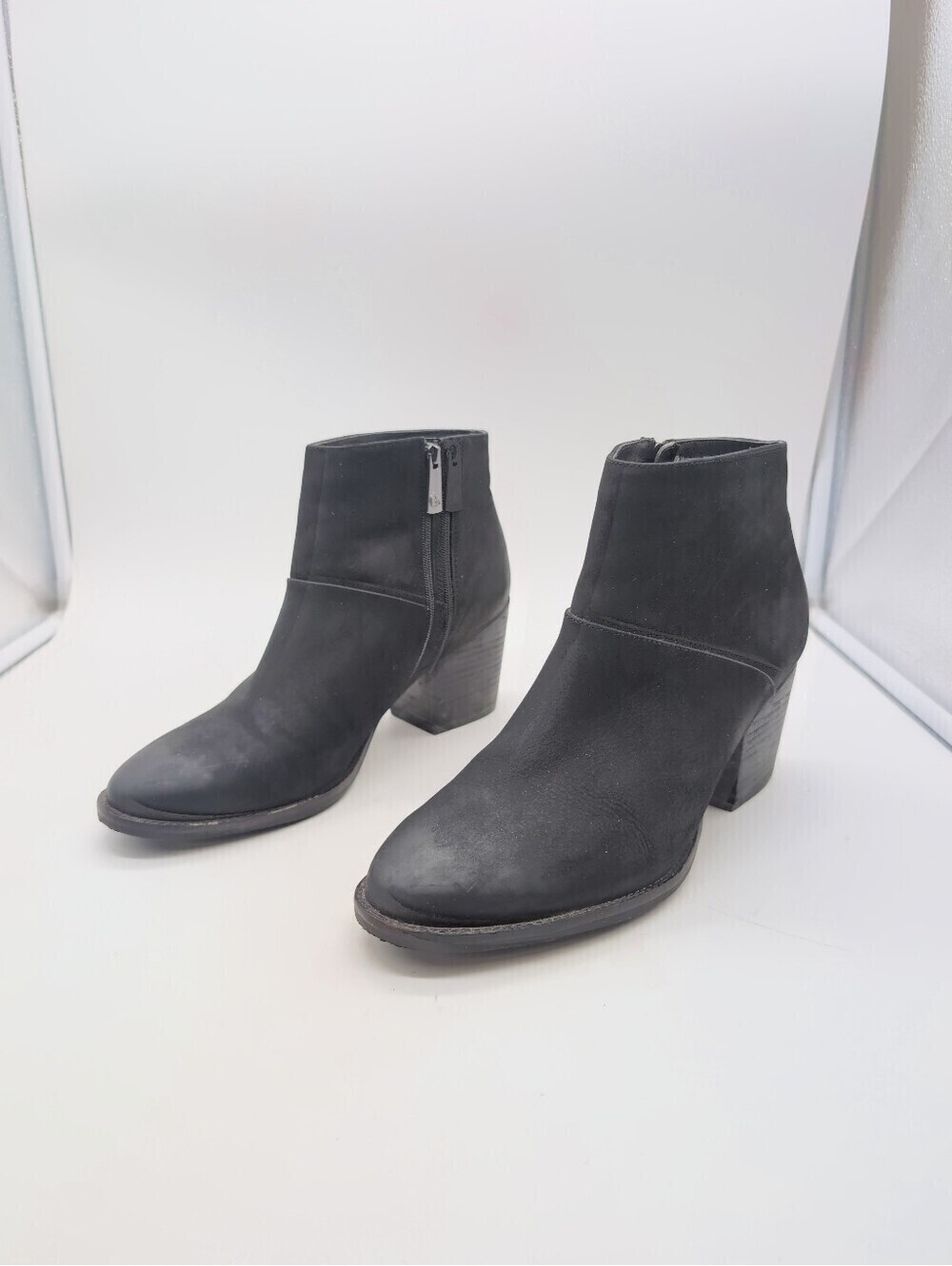 Blondo Nelli S 11 Women’s Black Waterproof Suede Ankle Boots